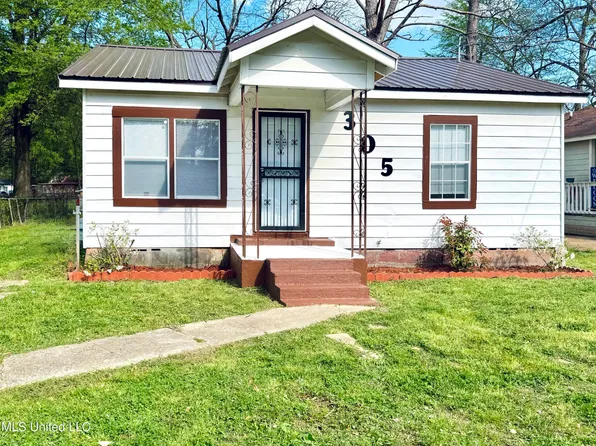 305 Senica Ave, Greenwood, MS 38930
