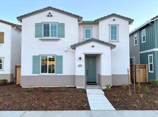 617 Barrett Lake Rd, West Sacramento, CA 95605