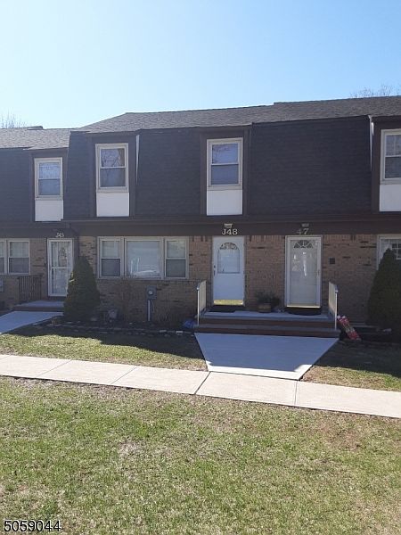 1st image of 48 Stedwick Dr