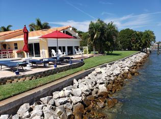 17796 Wall Cir, Redington Shores, FL 33708