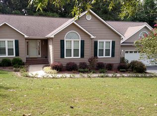 5008 Pheasant Cir, Sanford, NC 27332