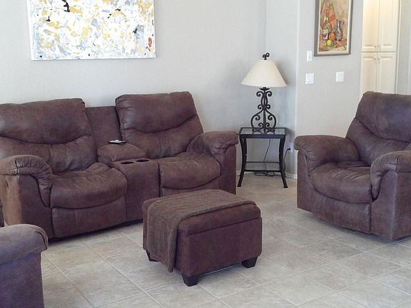 3rd image of 3544 N Desert Oasis