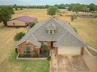 1609 Cedar Ridge Dr, Cashion, OK 73016
