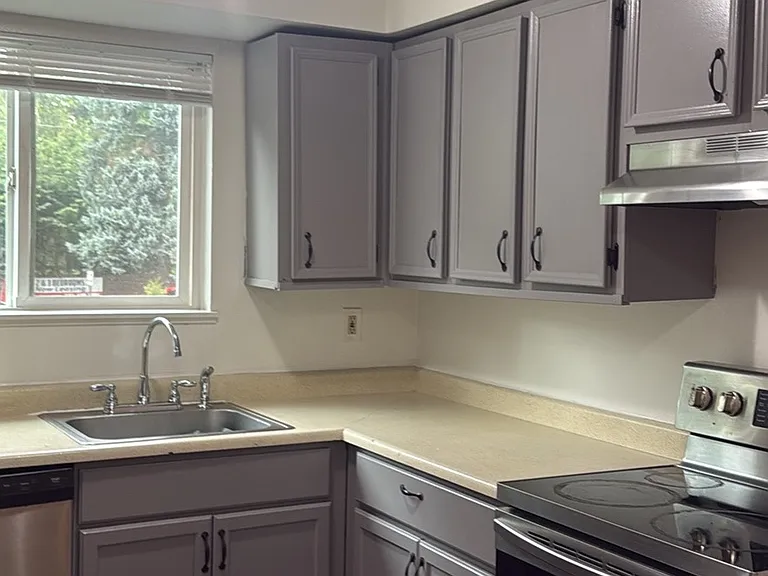13470 SW Allen Blvd #9 — Photo 10