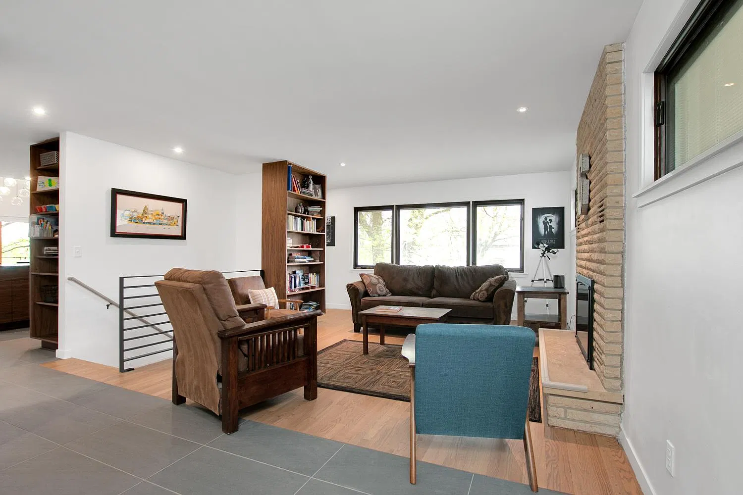 4 bed, 2128 sqft, $2,400 — Photo 3