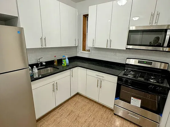 126 East 35th Street image 1 of 7