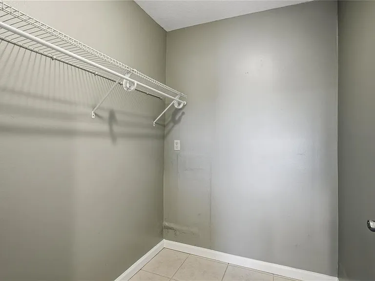 2914 Cypress Green Dr — Photo 20