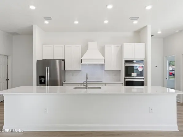 2307 SOUTHAMPTON Drive, Middleburg, FL 32068