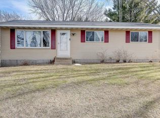 N5526 Star Branch Rd, Pardeeville, WI 53954