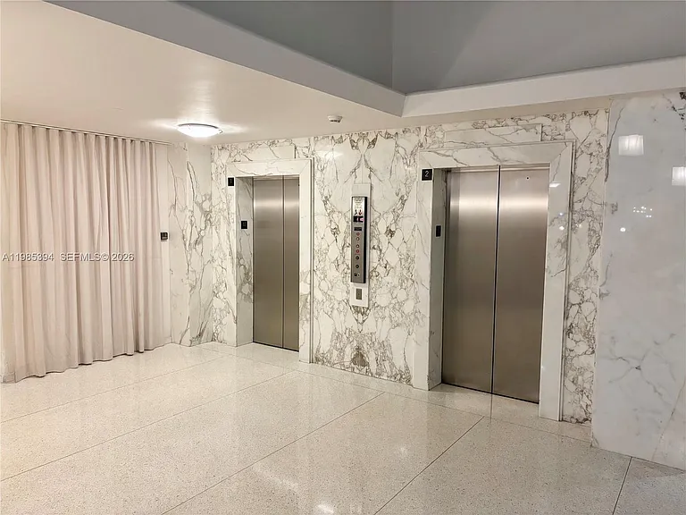 3 Island Ave #4I — Photo 28