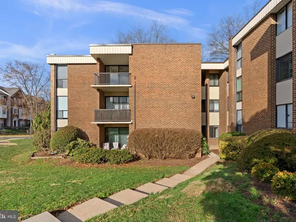 9907 Blundon Dr APT 302, Silver Spring, MD 20902