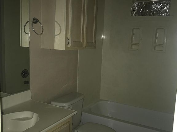 3rd image of 1508 Prosperity Dr #C