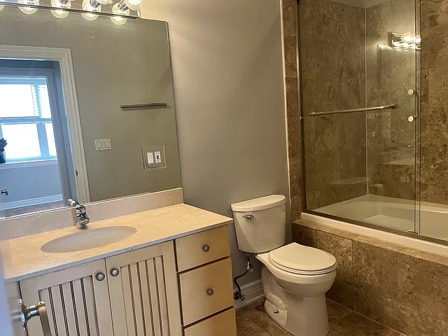 2nd Bathroom