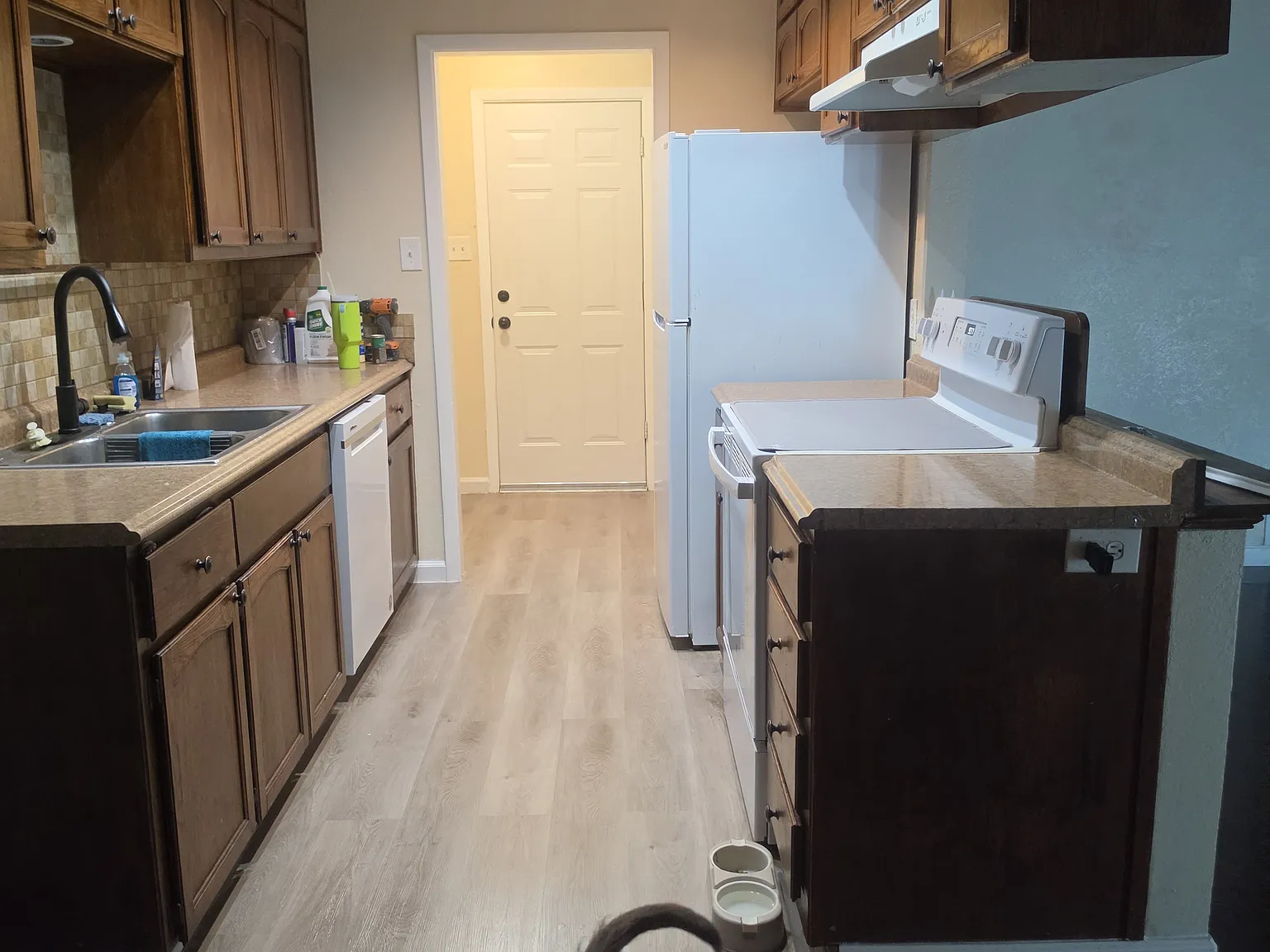 2 bed, 1004 sqft, $1,300 — Photo 4