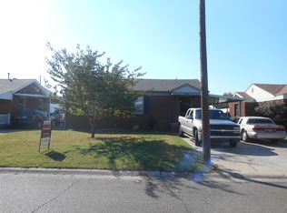 522 W Rickenbacker Dr, Midwest City, OK 73110