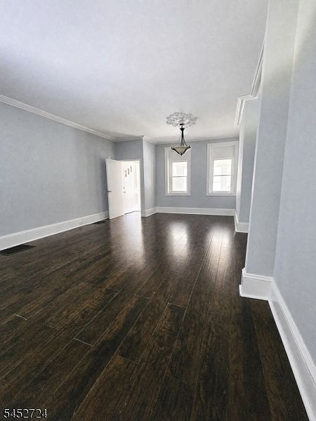 1st image of 302 Pennington Ave