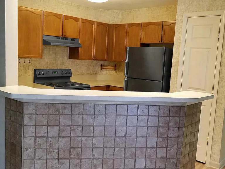 2502 Driftwood Ct #2A — Photo 7