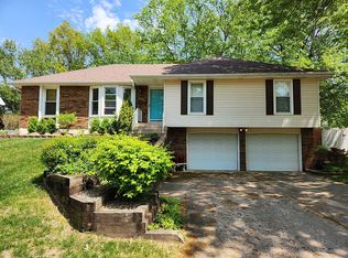 1045 Bristol Way, Liberty, MO 64068