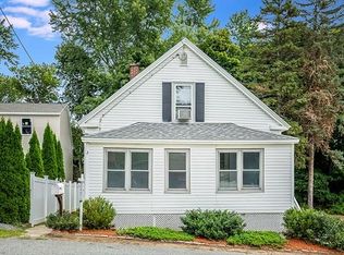 2 Spencer St, Methuen, MA 01844