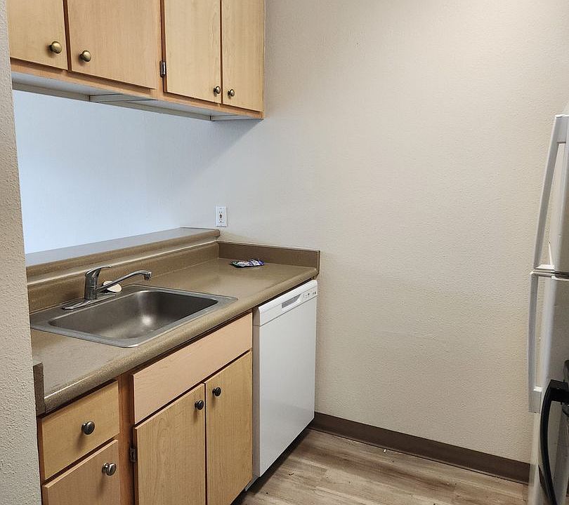 1st image of 1240 SW Columbia St APT 603