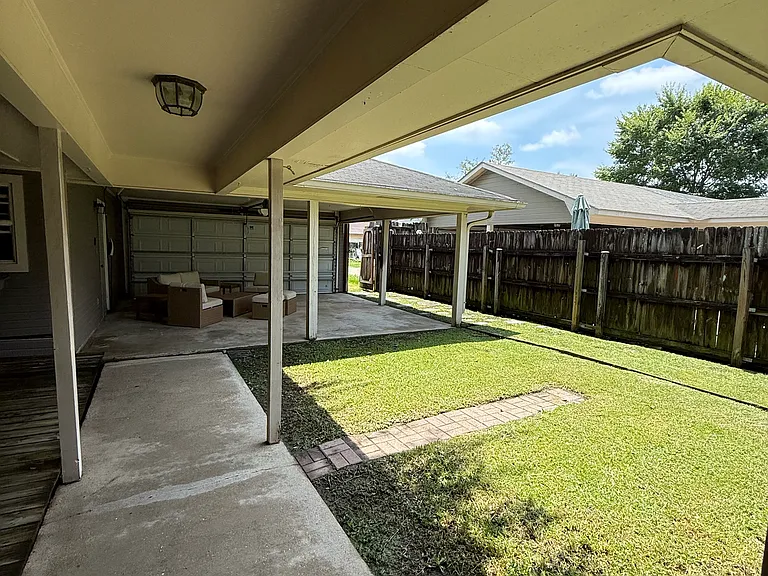 5208 Berryville Ct — Photo 22