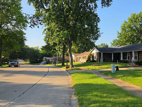 4th image of 14819 Mondoubleau Ln