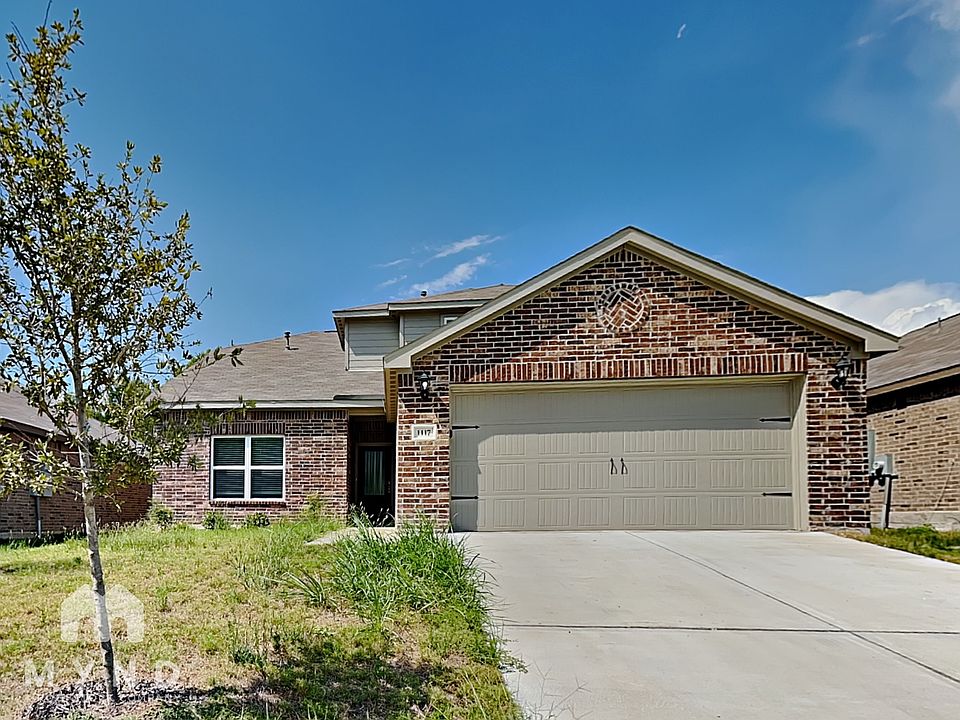 1st image of 1117 Clark Dr