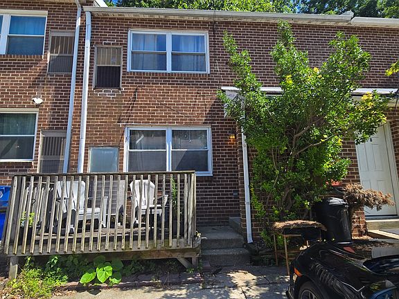 2nd image of 161 Parker Ave #1