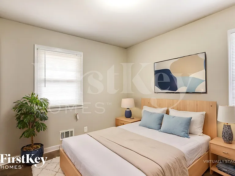 5915 Harvard Ave — Photo 13