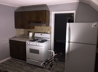 831 Bowditch Ave #5, Aurora, IL 60506