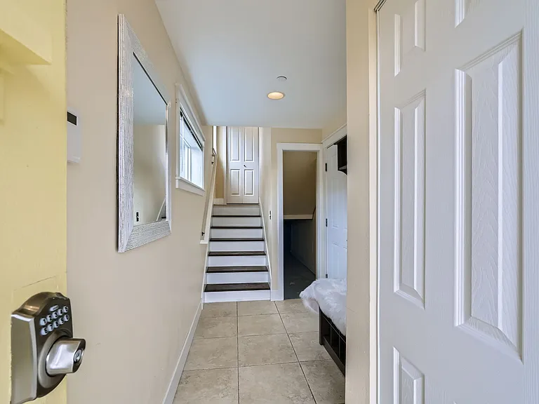 3601 Gilman Ave W — Photo 27