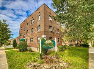 215-09 47th Ave APT 3A, Bayside, NY 11361