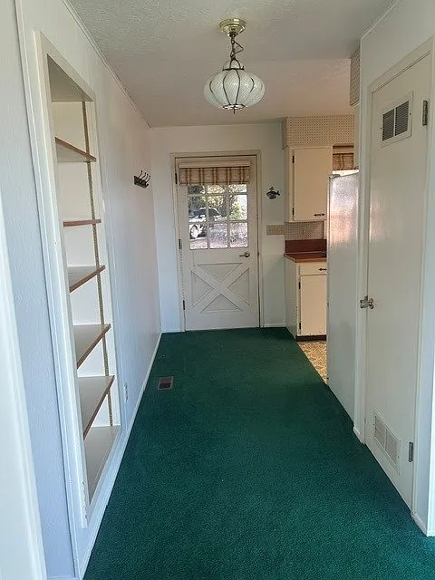 726 SE 4th St — Photo 3