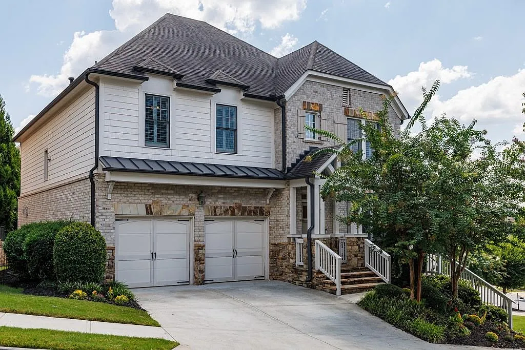 4 bed, 4.5 bath, 4140 sqft, $5,500 — Photo 1