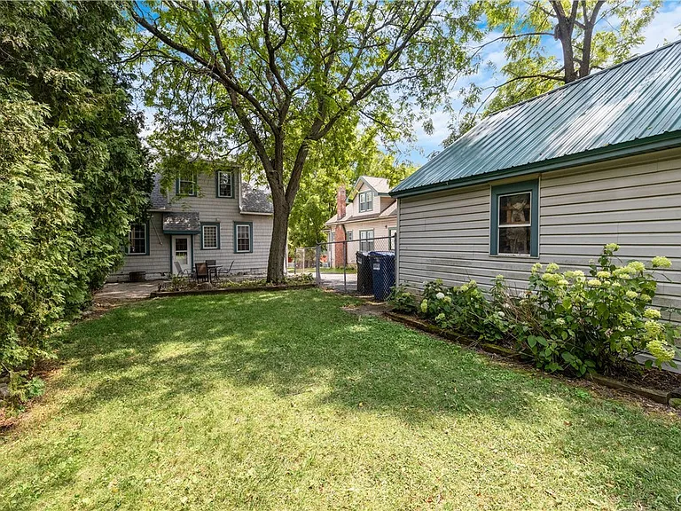 448 Buckingham Ave — Photo 29