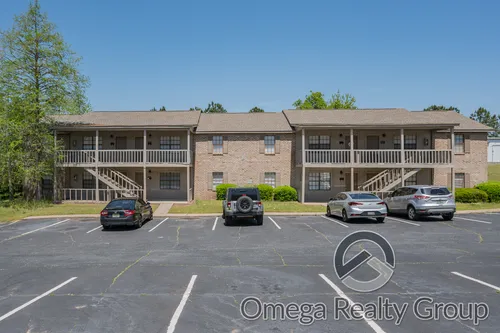Lakeridge Apartments Photo 1
