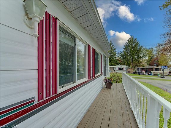 3rd image of 580 Beaver Creek Rd #3