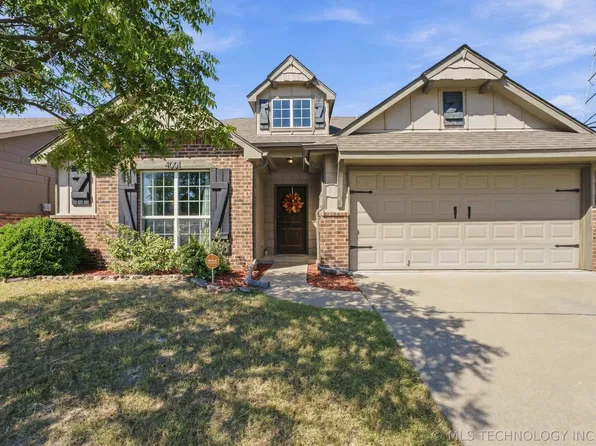 4001 W 104th Ct S, Jenks, OK 74037