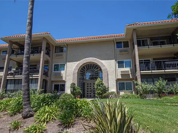 3241 San Amadeo Unit 3C, Laguna Woods, CA 92637