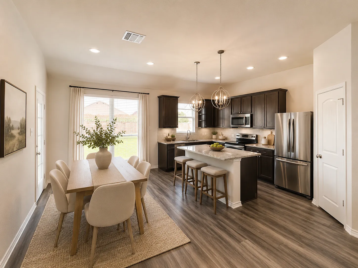 3 bed, 1600 sqft, $1,850 — Photo 2