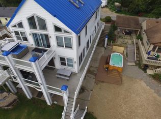8764 Garbow Dr SE UNIT B, Alto, MI 49302