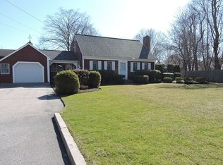 14 Driscol Ln, Barrington, RI 02806