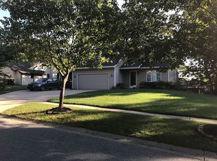 195 Highland Dr NE, Rockford, MI