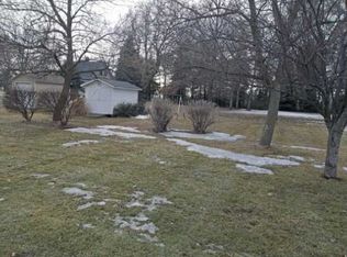 988 78th Pl, West Des Moines, IA 50266