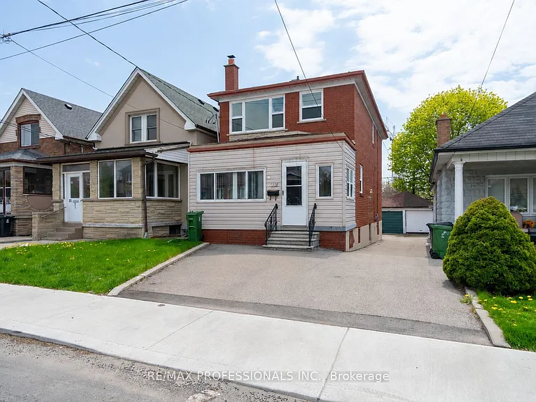 35A Bowie Ave #UPPER — Photo 2
