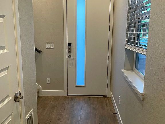 5th image of 6307 N Dayton Ct Unit 722006