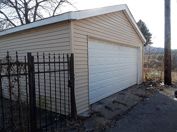 3rd image of 6318 S Campbell Ave