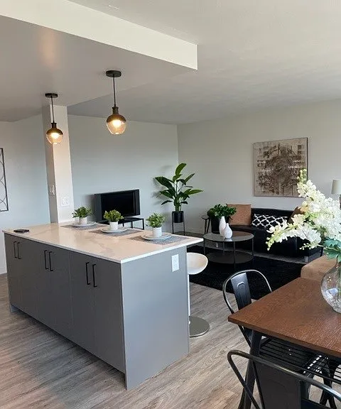 257 Lisgar St — Photo 10