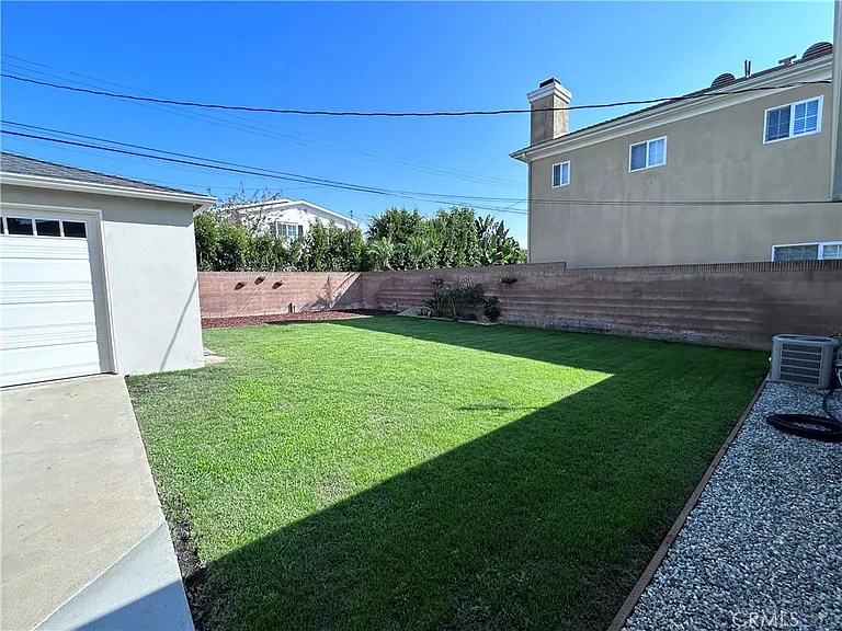 7530 Westlawn Ave — Photo 21
