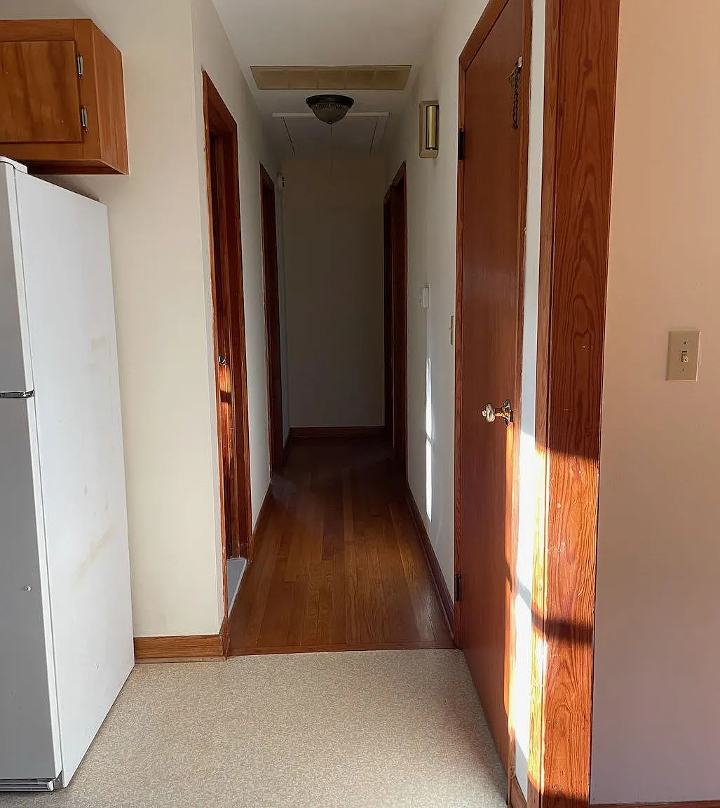 3 bed, 1000 sqft, $2,500 — Photo 4